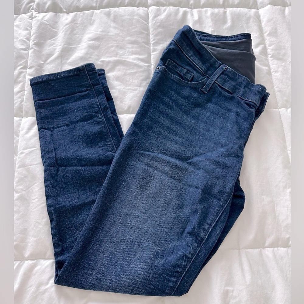 Like NEW Old Navy Maternity Jeans